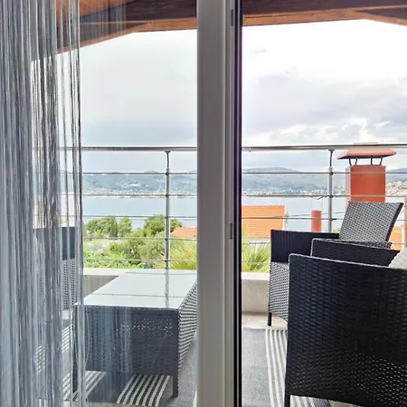 Luxury Silva With Sea View Aparthotel *
