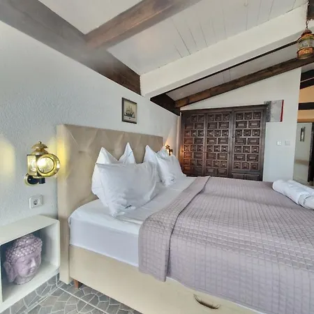 Aparthotel Luxury Silva With Sea View Okrug Gornji