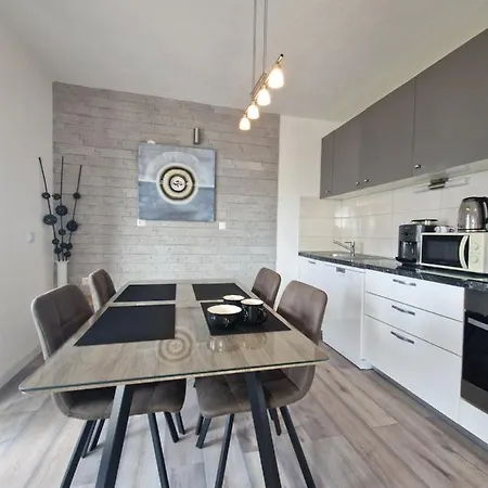 Aparthotel Luxury Silva With Sea View Okrug Gornji