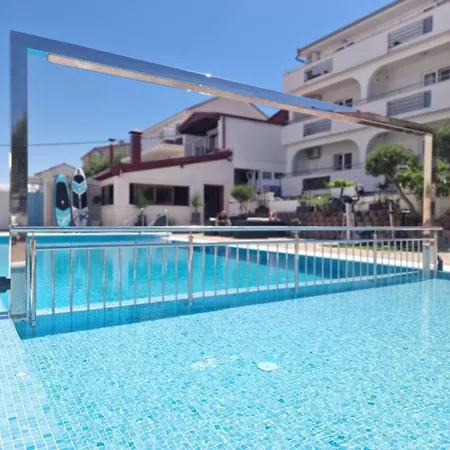 Luxury Silva With Sea View Aparthotel Okrug Gornji