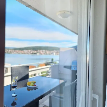 Luxury Silva With Sea View Aparthotel