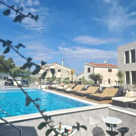Aparthotel Luxury Silva With Sea View *