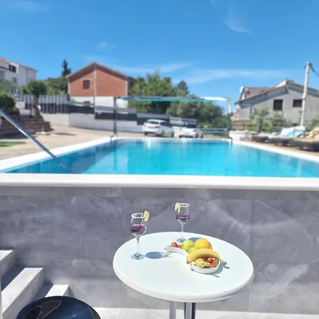 Luxury Silva With Sea View