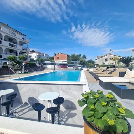 Luxury Silva With Sea View Aparthotel Okrug Gornji