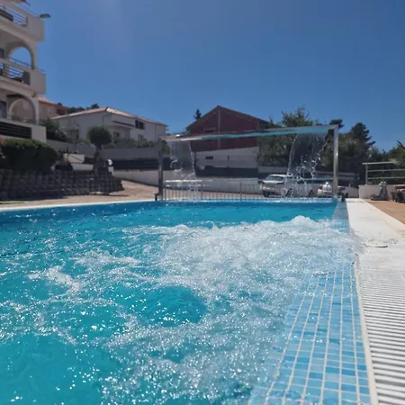 Luxury Silva With Sea View Aparthotel 4*