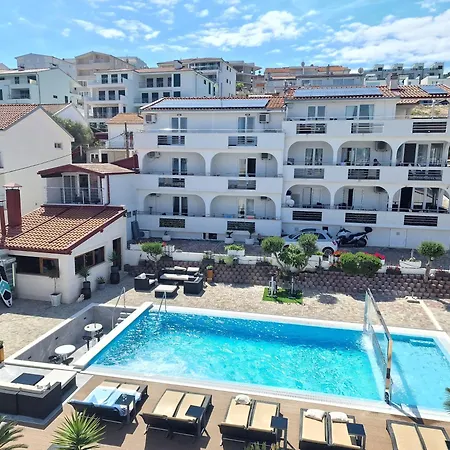 Luxury Silva With Sea View *