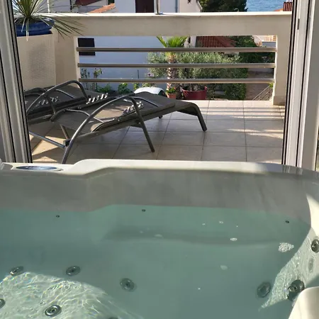Luxury Silva With Sea View Apart Otel