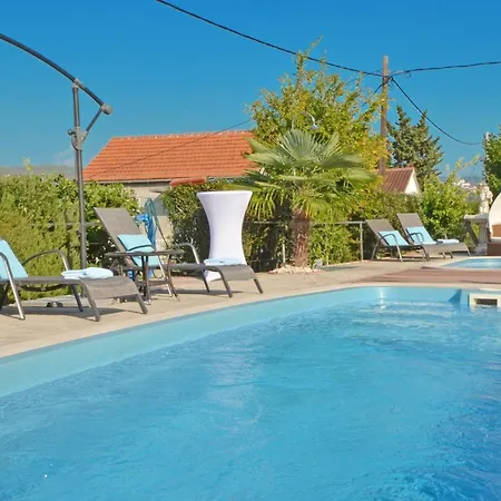 Aparthotel Luxury Silva With Sea View