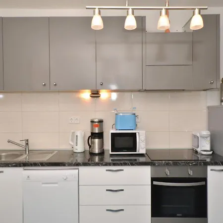 Aparthotel Luxury Silva With Sea View Okrug Gornji