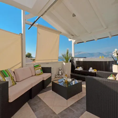 Aparthotel Luxury Silva With Sea View 4*