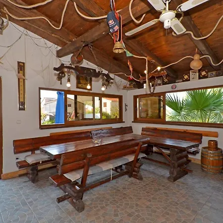 Appart hôtel Luxury Silva With Sea View 4*